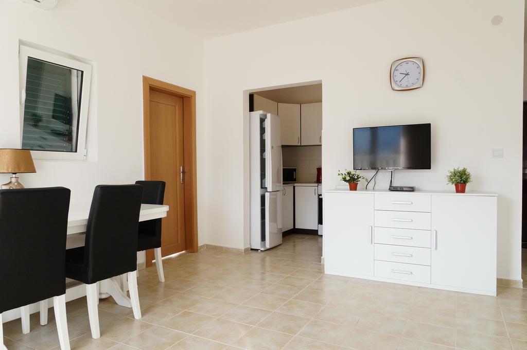 הרצג-נובי Apartment Begonia Of Kumbor מראה חיצוני תמונה