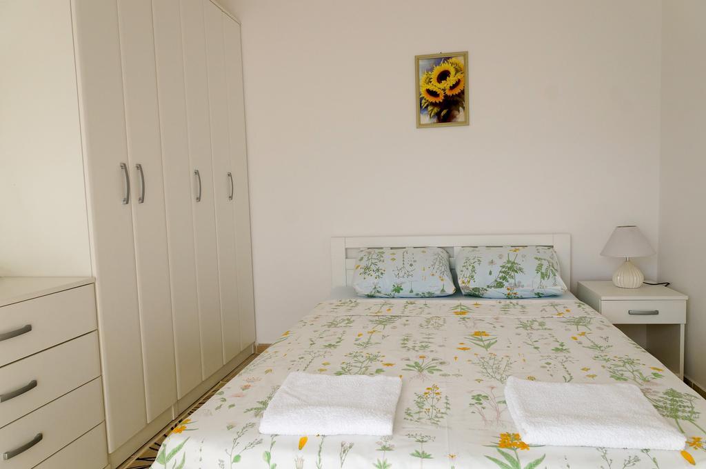 הרצג-נובי Apartment Begonia Of Kumbor מראה חיצוני תמונה