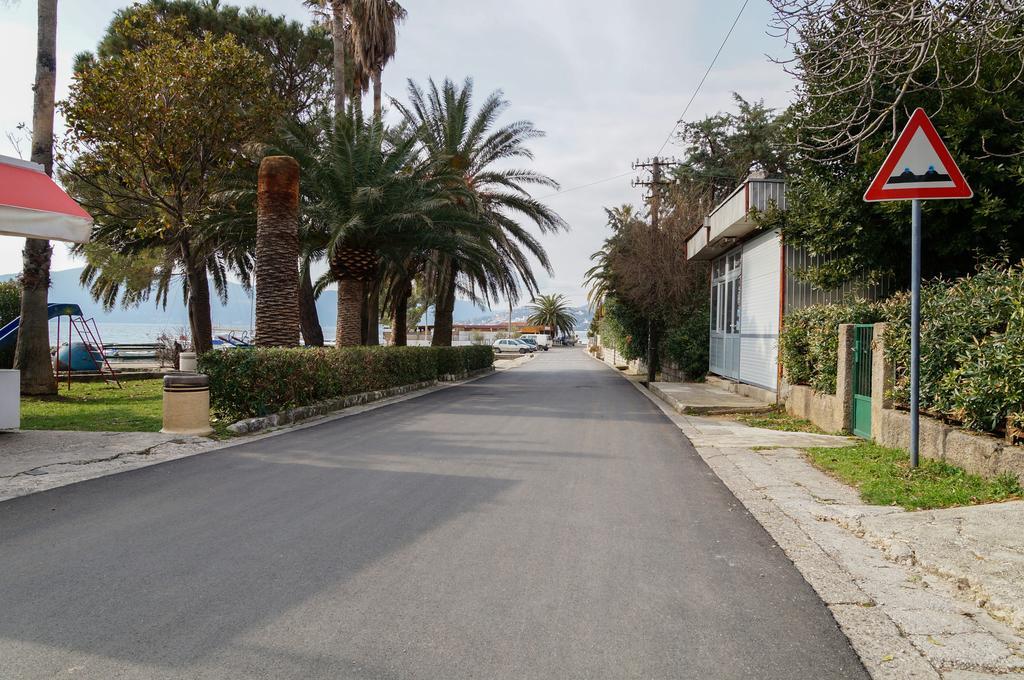 הרצג-נובי Apartment Begonia Of Kumbor מראה חיצוני תמונה